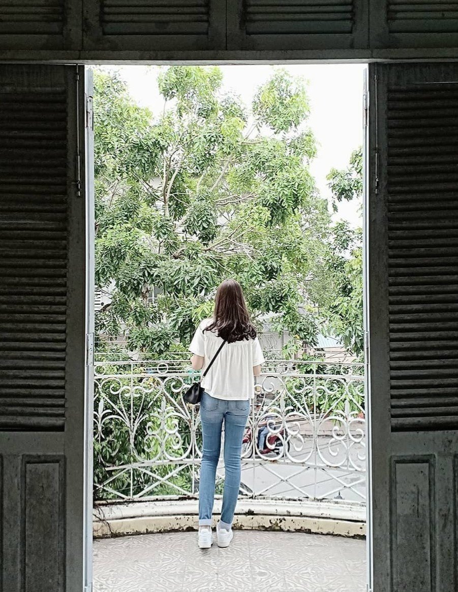 Điểm Đến Đầu Tiên Của Hành Trình Khám Phá Miền Tây Sông Nước Là Bạc Liêu. Trong Đó, Nhà Công Tử Bạc Liêu Tọa Lạc Ngay Trung Tâm Thành Phố Là Điểm Đến Nổi Tiếng Bậc Nhất Mà Bạn Không Thể Bỏ Qua. Hơn Một Thế Kỷ Đi Qua, Ngôi Biệt Thự Vẫn Giữ Nguyên Nét Kiến Trúc Pháp Sang Trọng, Cổ Kính. Ảnh: Pudlexoxo, Vyyyvyyyvyyy. Điểm Đến Đầu Tiên Của Hành Trình Khám Phá Miền Tây Sông Nước Là Bạc Liêu. Trong Đó, Nhà Công Tử Bạc Liêu Tọa Lạc Ngay Trung Tâm Thành Phố Là Điểm Đến Nổi Tiếng Bậc Nhất Mà Bạn Không Thể Bỏ Qua. Hơn Một Thế Kỷ Đi Qua, Ngôi Biệt Thự Vẫn Giữ Nguyên Nét Kiến Trúc Pháp Sang Trọng, Cổ Kính. Ảnh: Pudlexoxo, Vyyyvyyyvyyy.