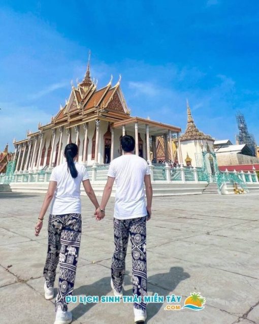 Chùa Vàng – Chùa Bạc - Silver Pagoda - Tour Campuchia 4N3Đ Trọn Gói Khởi Hành Từ Hcm Giá Ưu Đãi: Khám Phá Siem Reap - Angkor Wat - Ou Dong - Phnom Penh