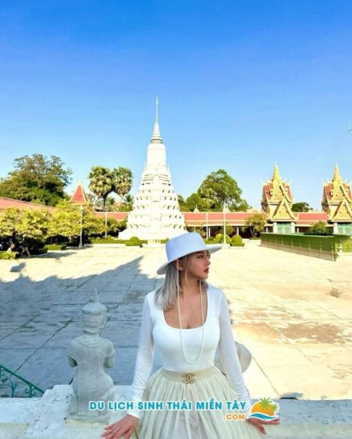 Chùa Vàng – Chùa Bạc - Silver Pagoda - Tour Campuchia 4N3Đ Trọn Gói Khởi Hành Từ Hcm Giá Ưu Đãi: Khám Phá Siem Reap - Angkor Wat - Ou Dong - Phnom Penh