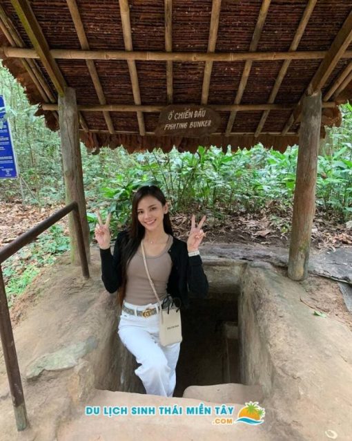 Tour Ghép Hàng Ngày: Tour Tham Quan Địa Đạo Củ Chi - Miền Tây 3 Tour Du Lịch Củ Chi - Miền Tây